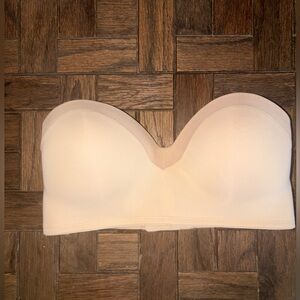 Lively - No-Wire Nude Strapless Bra - 32DD nude e